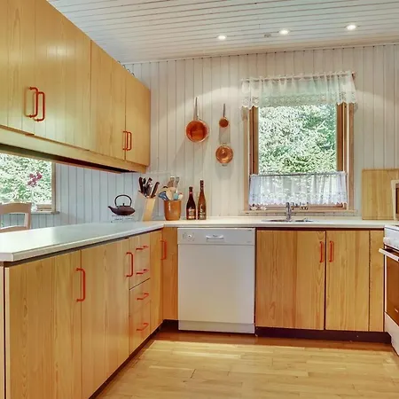 Three-bedroom Holiday In *