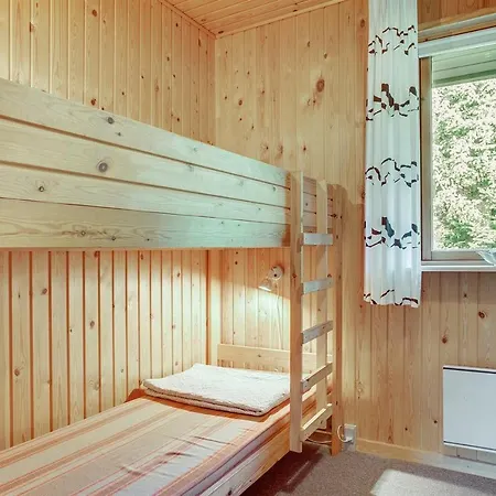 Three-bedroom Holiday In