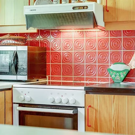 Three-bedroom Holiday In *