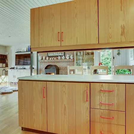 Three-bedroom Holiday In