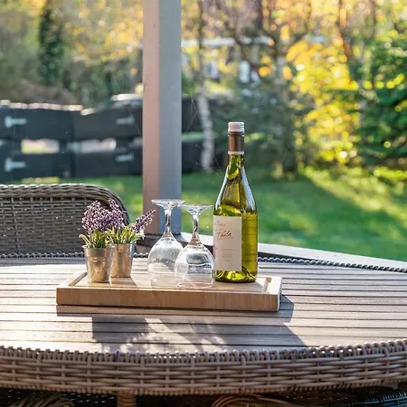 Three-bedroom Holiday In * Hals
